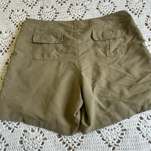Women’s Bimini Bay Outfitters Performance Wear Sz 16 Khaki Shorts - Picture 5 of 8